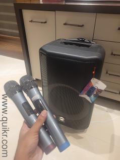 Studiomaker soundbox with 2 wireless mic