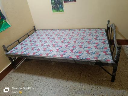 Iron cot for sell