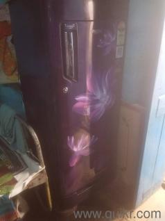 Whirlpool  Frost Free,Single Door,Gently Used,8000,6 to 12 Months