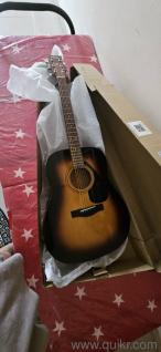 YAMAHA F280 Tbs,  gifted item never used, 