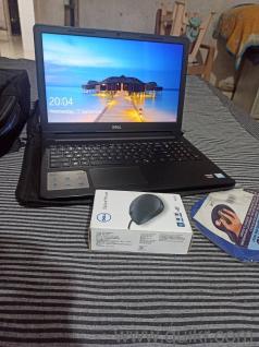 dell Inspiron new condition with mouse and pad