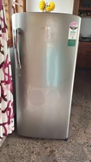Single door refrigerator 