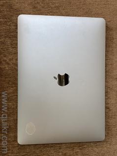 Selling my MacBook Pro 13 (Intel i5, 8GB RAM) as-is, perfect for repair or parts.