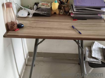 table is almost new