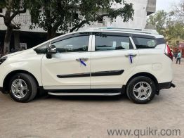 Used Mahindra Marazzo 2023 Model Images
