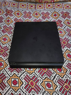 PS4 Slim 500GB Black