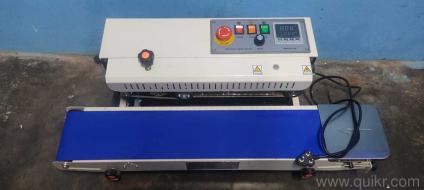 Horizontal continues sealing machine