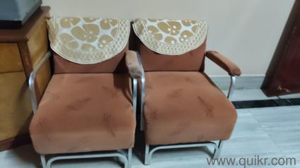 Sofa condition good n offer price