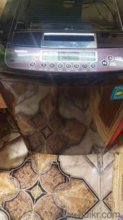LG Full Automatic Top Load Washing Machine