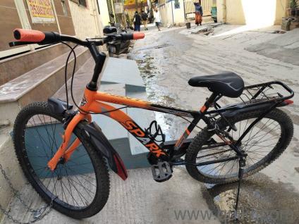 Spark 24 inch cycle  very good condition  with bill