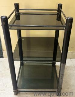 Well maintained side table for sale