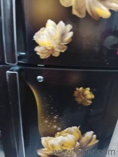 lg fridge very good condition want to sell because have to buy new fridge in our new home