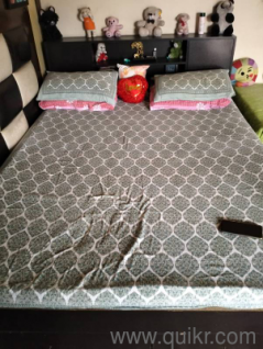 want to sell my wooden furniture 