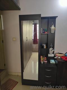 Dressing unit with full mirror and storage. No damage