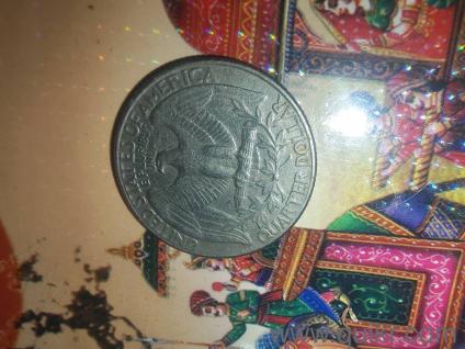 Quarter dollar coin 1989 36 years old