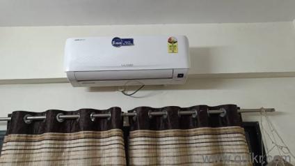 Lloyd 1 ton 2 star Split AC 
