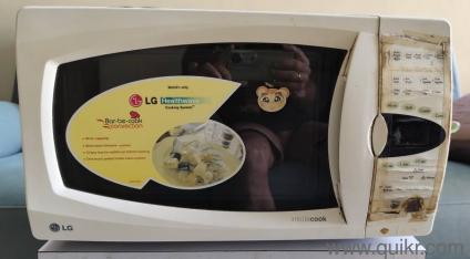 LG 30L IntelloCook Microwave in excellent condition