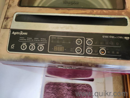 working perfectly fine. selling as I am shifting 