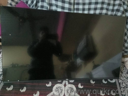 TCL 40V5C 40-inch Full HD Smart QLED TV  Only 3 Months Old  Bill & Box Available