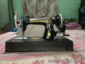 Hand Sewing Machine in good running condition