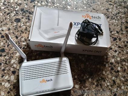 Syrotech WiFi Router (Good Condition),Fully working Clean,no damageAll lights & functions workingWith antenna & power cable