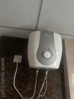 Ao Smith Geyser For Sale In Good Condition