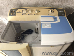 Samsung washing machine very new condition  one hand use excellent  full working condition 8 kg  big size
