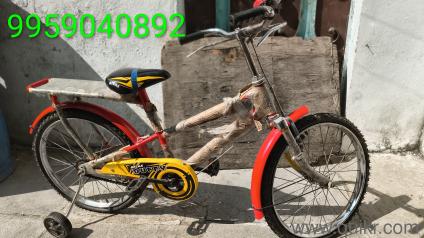 Cycle for kids like Brand new condition.20inc.suitable for 4 to 9years