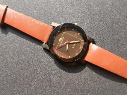 IIK Collection Stylish Analog Watch  Brown Leather Strap  Excellent Condition Location: Dumka, Jharkhand (Pin: 814101)