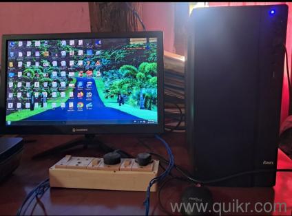 Desktop computer set for urgent sell 