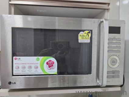 LG Convection Microwave Oven