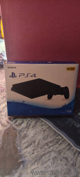 playstation 4 pro,2 joystick,10 more game included 