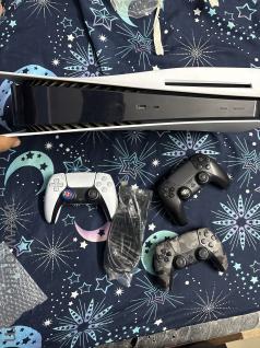 2 PS5 controllers for Sale