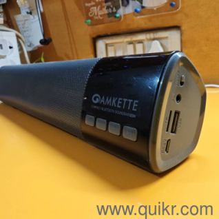 Amkette Soundbar - almost new with Remote