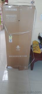 SELL FRIDGE 236L CAPACITY