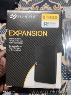 Product: SEAGATE HARDDISKType: Expansion portable hard drive 2 TBModel Number: STKM2000400Serial Number: NACSAKHKWarranty: Valid until August 29, 2026