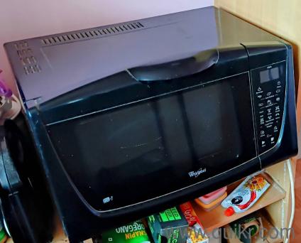 3 in 1 microwave  in excellent  condition 