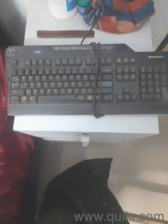 Lenovo keyboard with 2 USB connector can use pen drive
