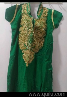 Green and gold embroidered kurti 