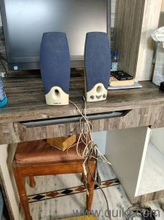 Dual speaker HP make with good condition 