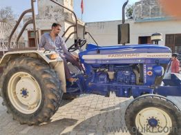 good condition tractor 3500 hours chla huaa 