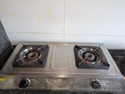 Heavy duty Surya flame gas stove, in excellent condition