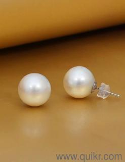 Earings at wholesale buy fast