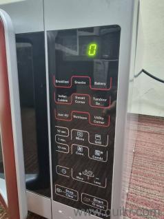 LG Microwave Oven good condition Fully functional and tested 