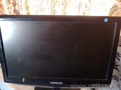 TFT monitor for sale i