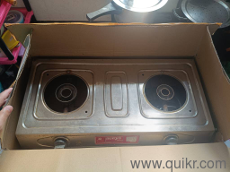 very little used gas stove excellent condition.