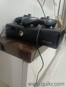 Xbox 360 GTA 5 Two Controllers 60 games 