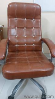 Office / computer chair with height adjustment 