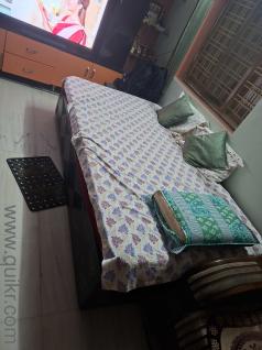 Diwan 7*4 with mattresses only(Buyers needs to take care of transport)