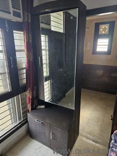 Dressing table with box stool and storage
